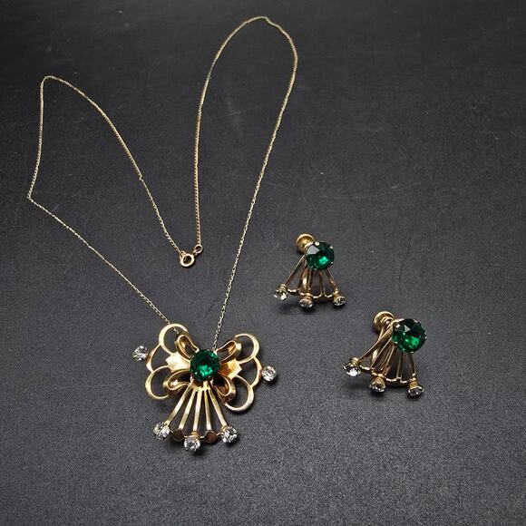 Van Dell 12K Gold Filled Necklace Earrings Set Green Rhinestone Vintage Jewelry - Picture 1 of 10